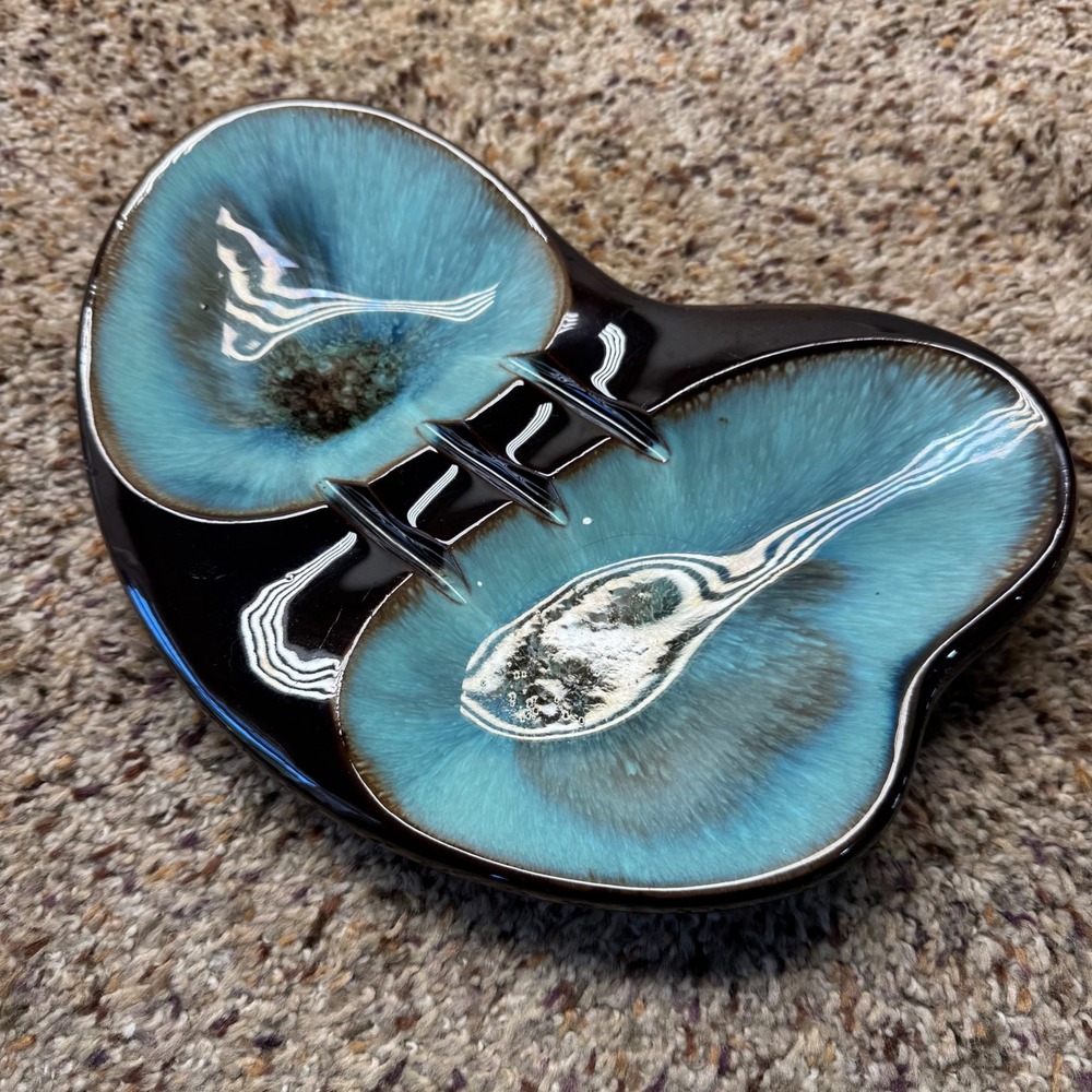 Rossini Japan Vintage Mid Century Modern Blue Drip Glaze Ceramic Kidney Ashtray